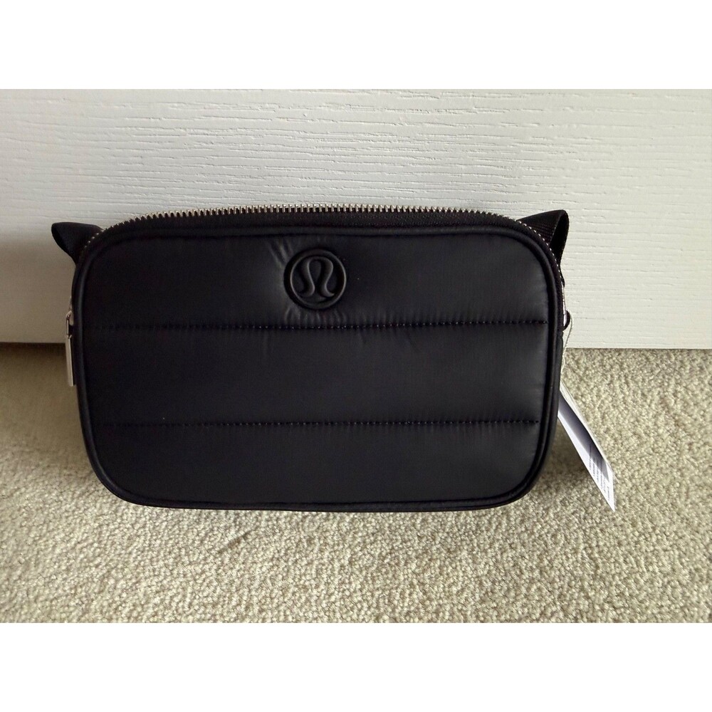 Lululemon Wunder Puff Crossbody Camera Bag 2L - Black - NWT